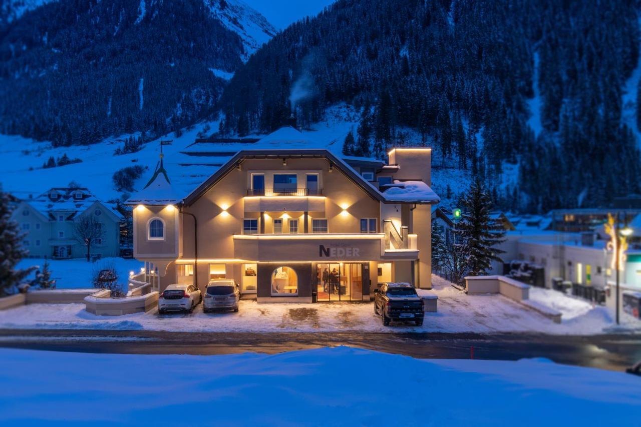 Hotel Neder イシュグル エクステリア 写真